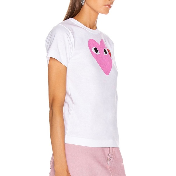 COMME DES GARCONS PLAY
Red Heart Tee - Picture 2 of 9